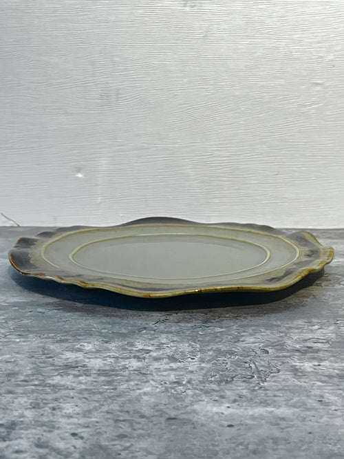 Autumn Irregular Plate 8.2"