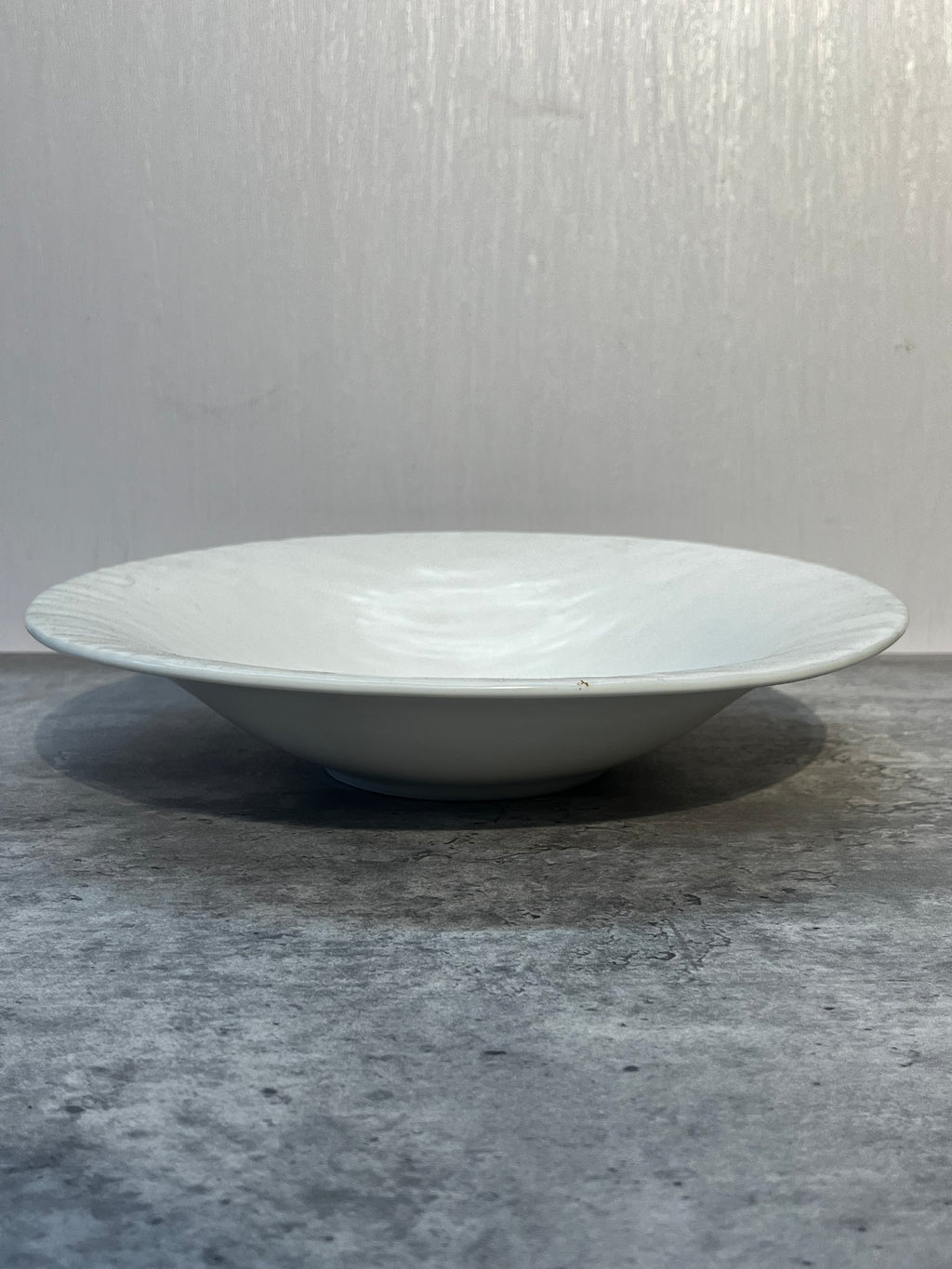 Caviar Pasta Plate White 9.75"