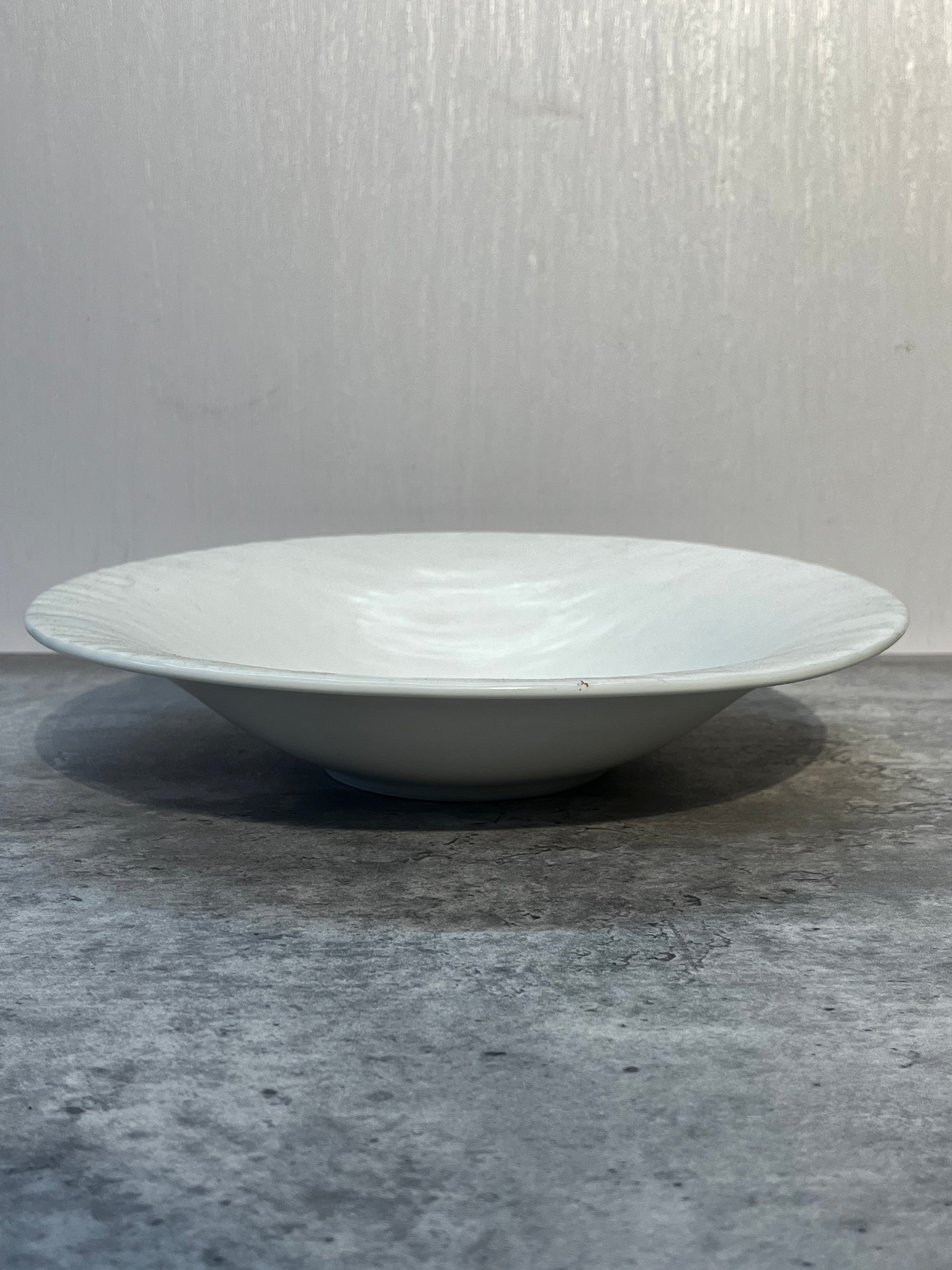 Caviar Pasta Plate White 9.75"