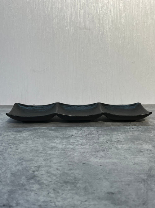 Caviar Three Lattice Saucer Black 12"